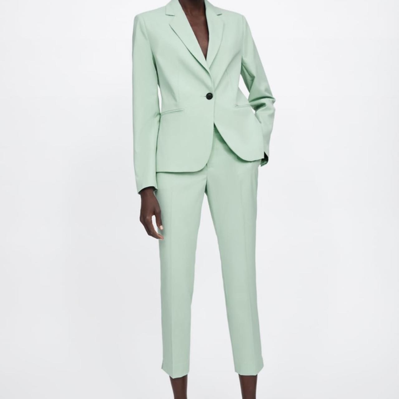 Women's Suit (3)