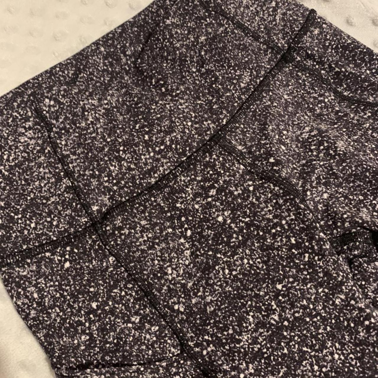 Lululemon black and 2024 white speckled leggings