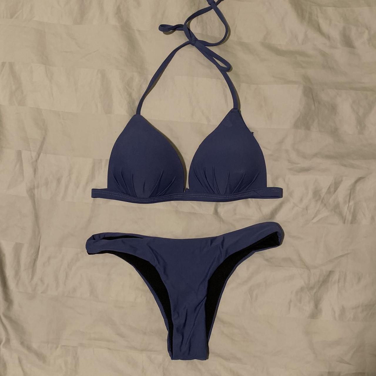 SHEIN Women's Navy and Blue Bikini-and-tankini-tops | Depop