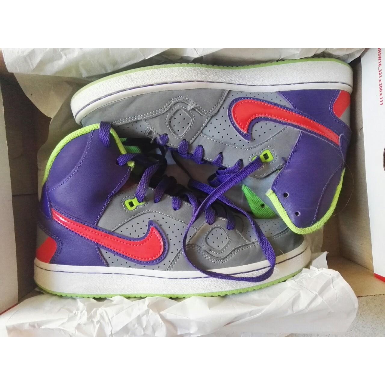 Nike son best sale of force green