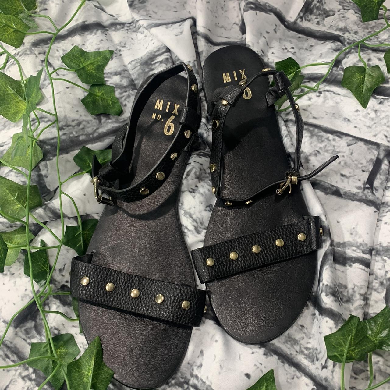 Women's Black and Gold Sandals Depop