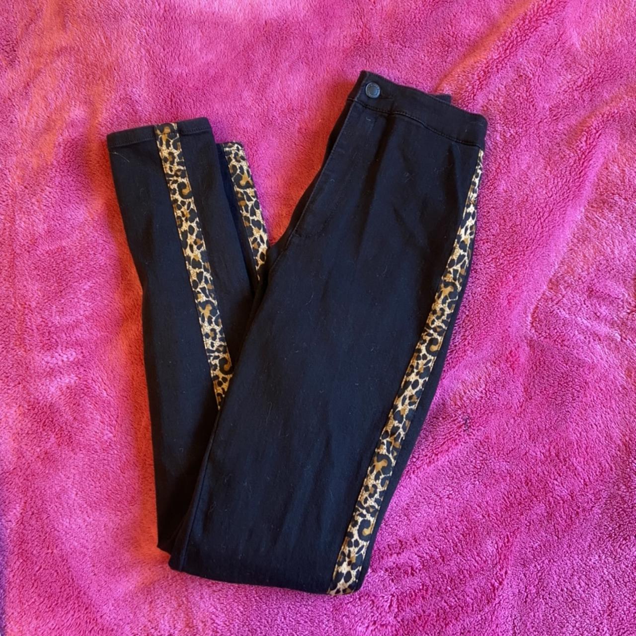 Gorgeous black high waisted jeans with cheeta print... - Depop