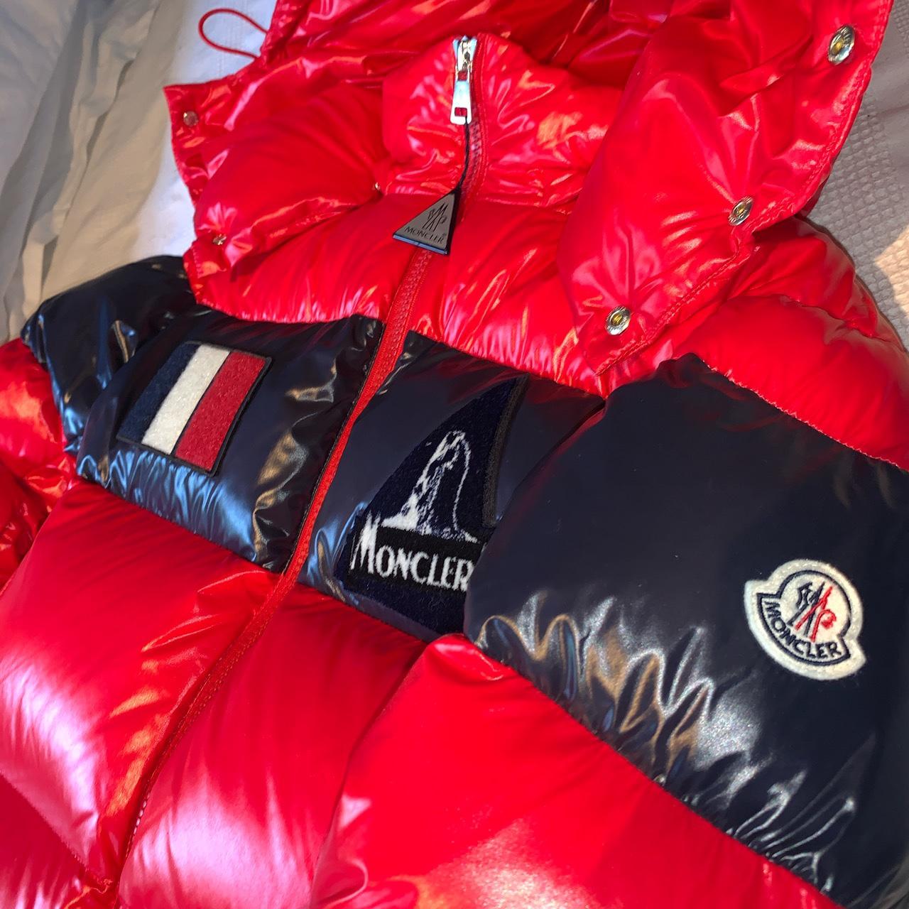 moncler gary red