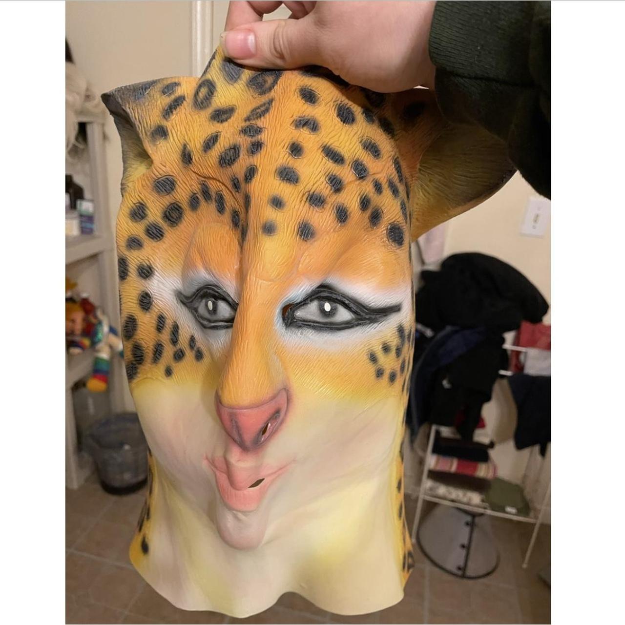 BALENCIAGA 22ss MASK CAT 希少品 Creepy ass orange rubber cat mask • found | Depop