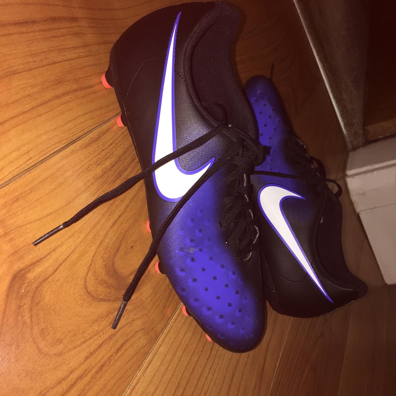 new nike football boots blue