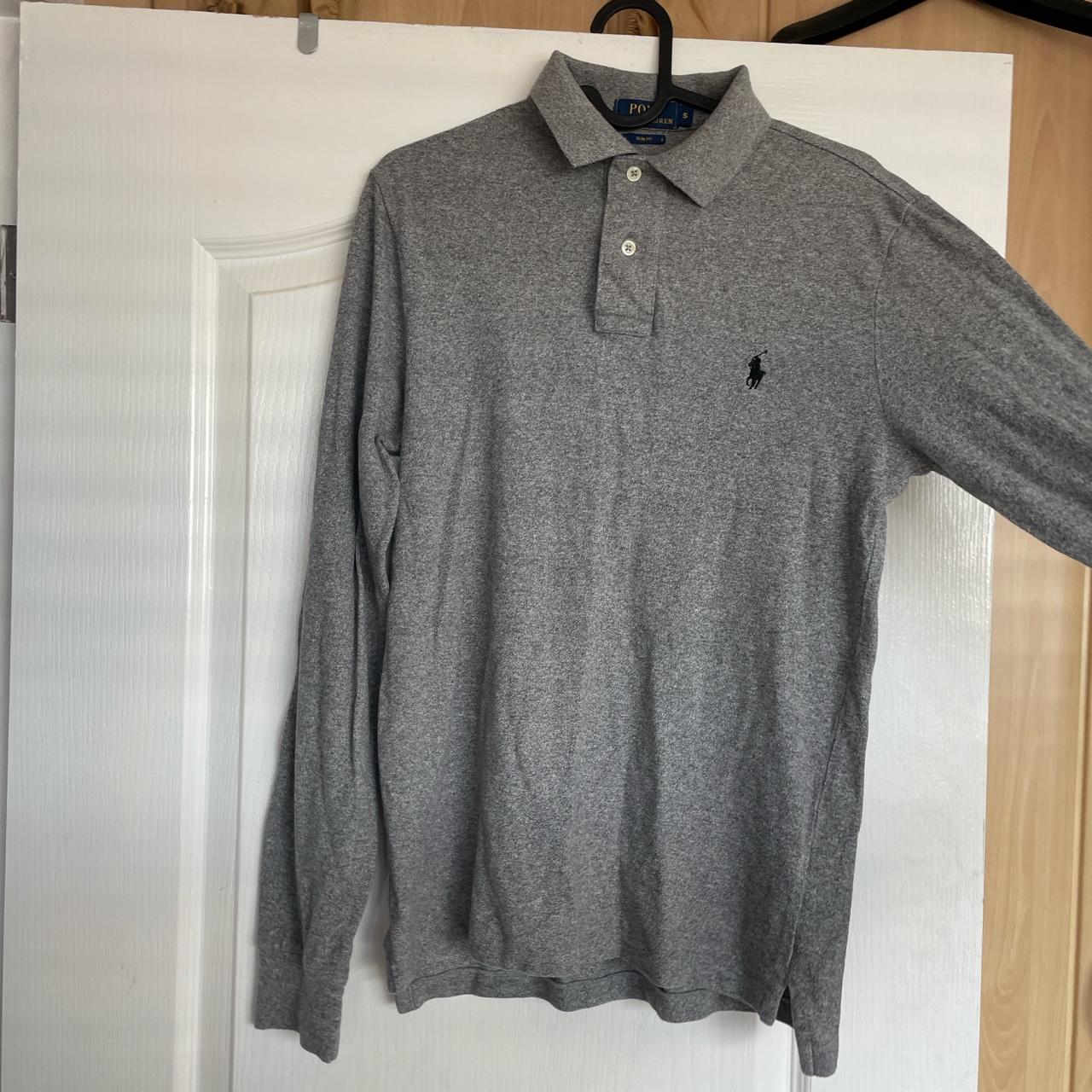 Ralph Lauren Grey polo shirt. Size: S - Depop