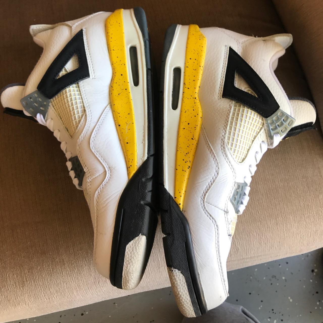 tour yellow 4s resell