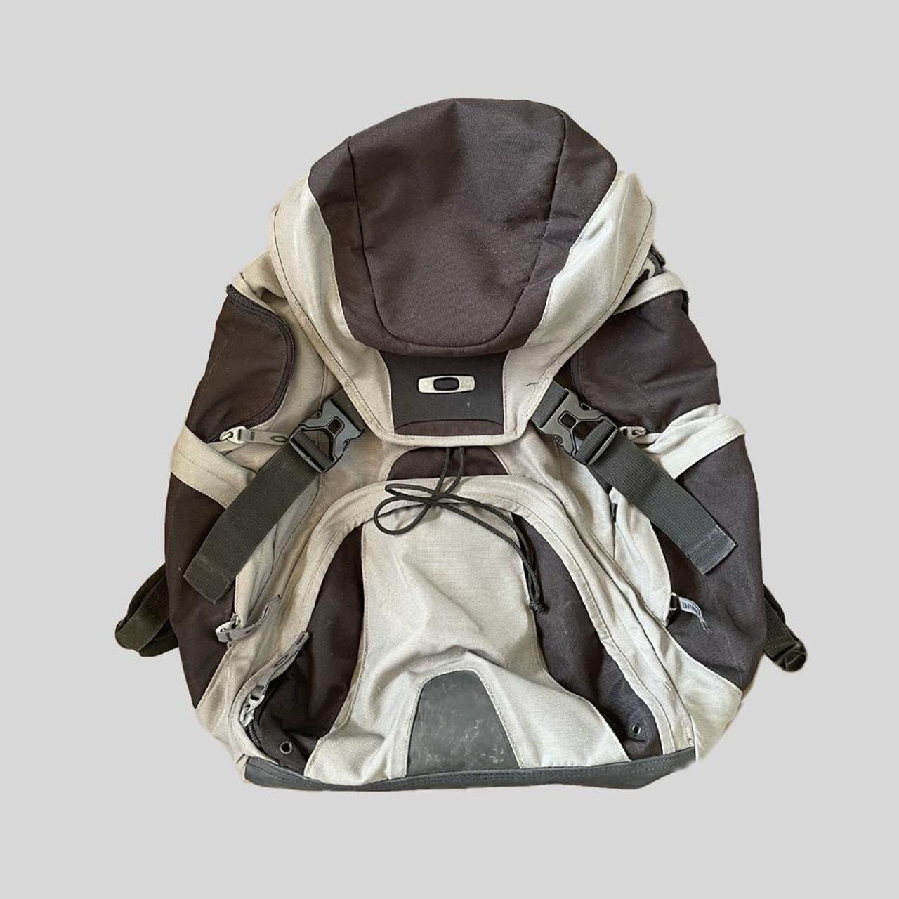 oakley tactical backpack