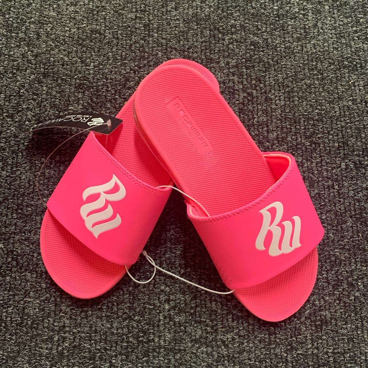 Rocawear pink slides Women s US 7 Brand new w tags Depop