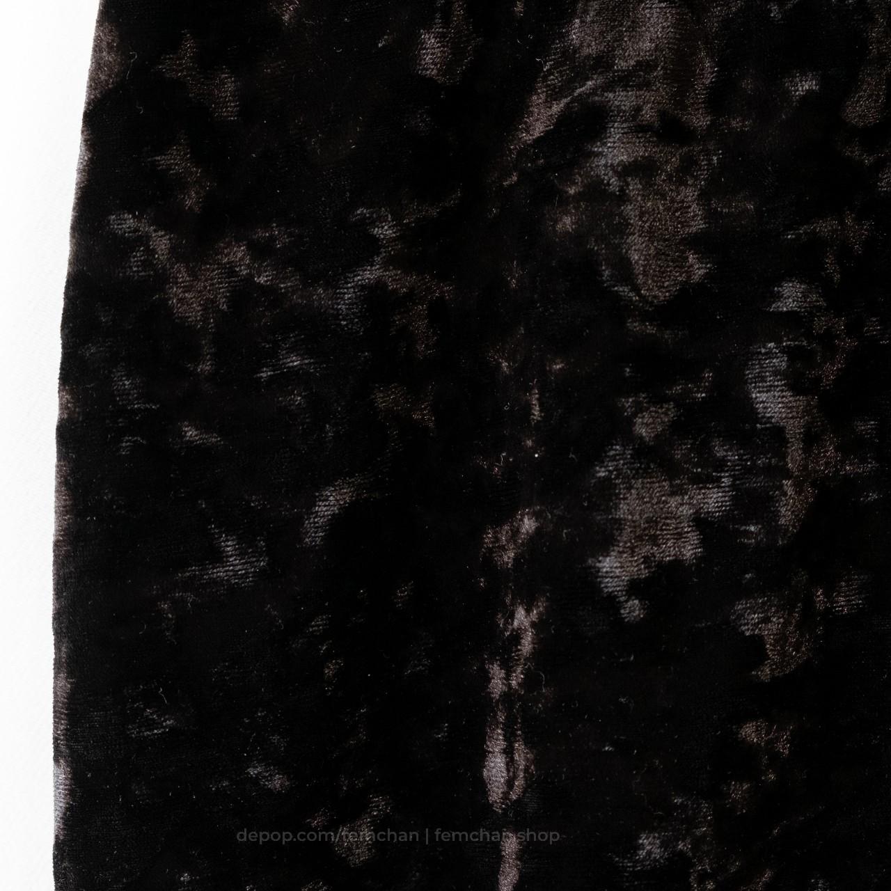 Cute black velvet mini skirt with elastic waist from... - Depop