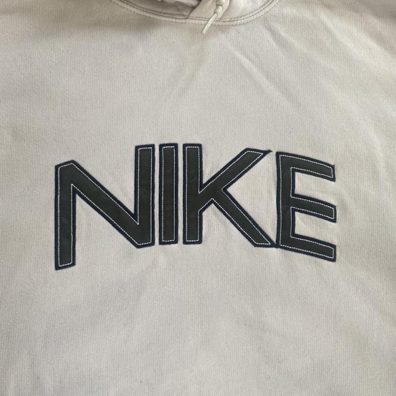 cream nike jumper vintage