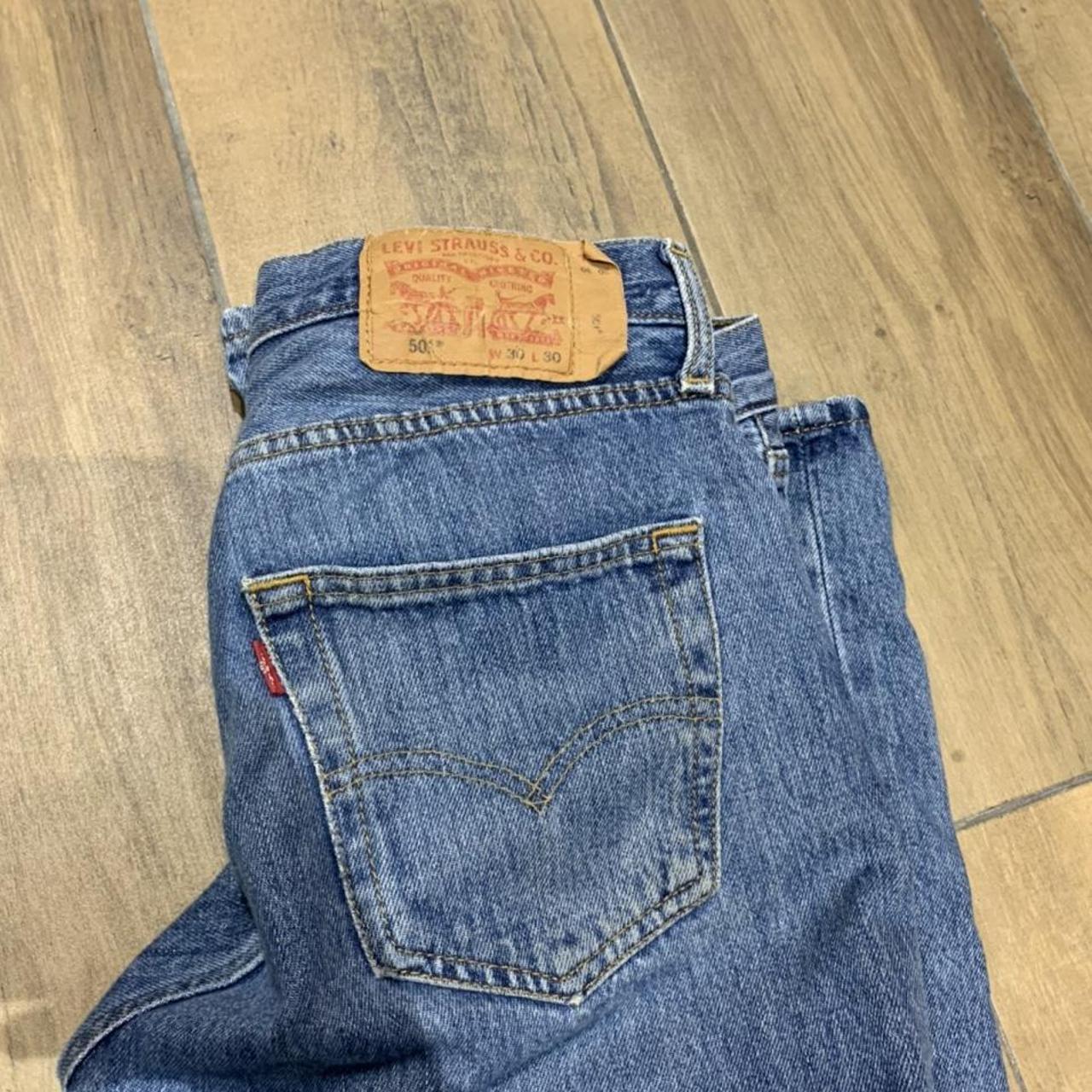 LEVIS 501 W30 L30 Straight fit Like new - Depop