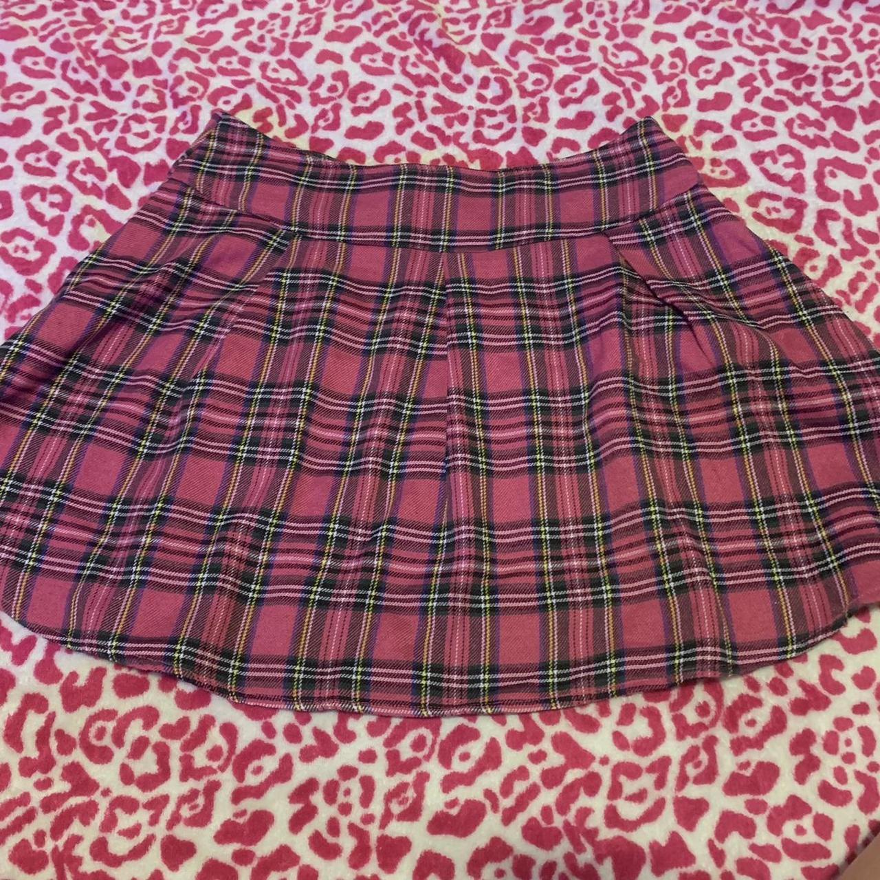 SHEIN Women's Pink and Black Skirt | Depop