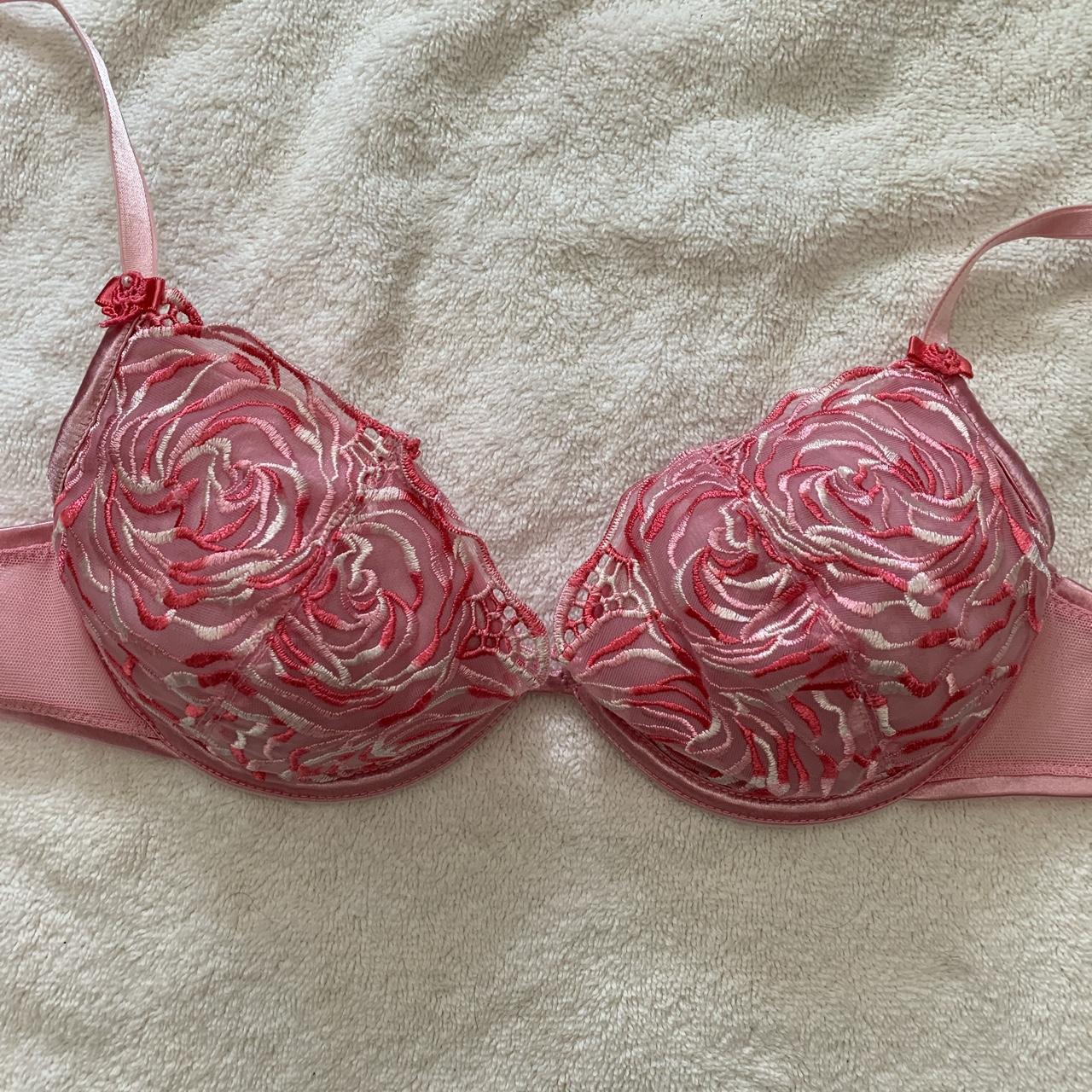 Product Image 1 - 🦷 Pink rose bra with