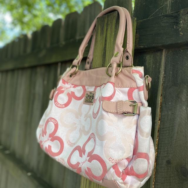 Item(s): 2005 Authentic quilted fuchsia pink Coach - Depop