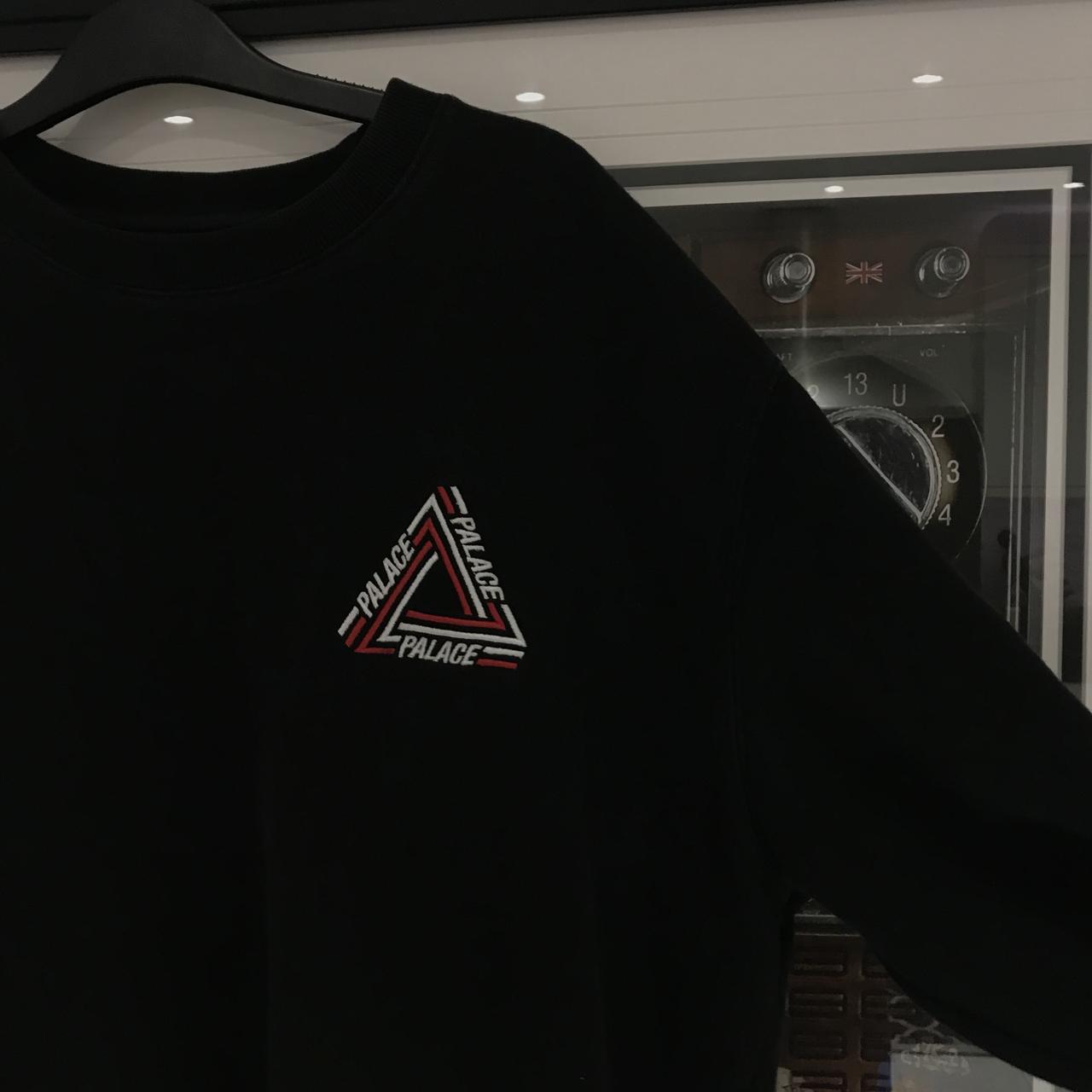 Palace tri crib discount crewneck