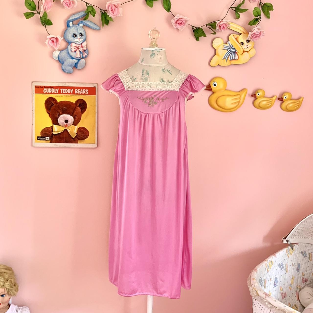 Women's Pink and Green Robe Depop