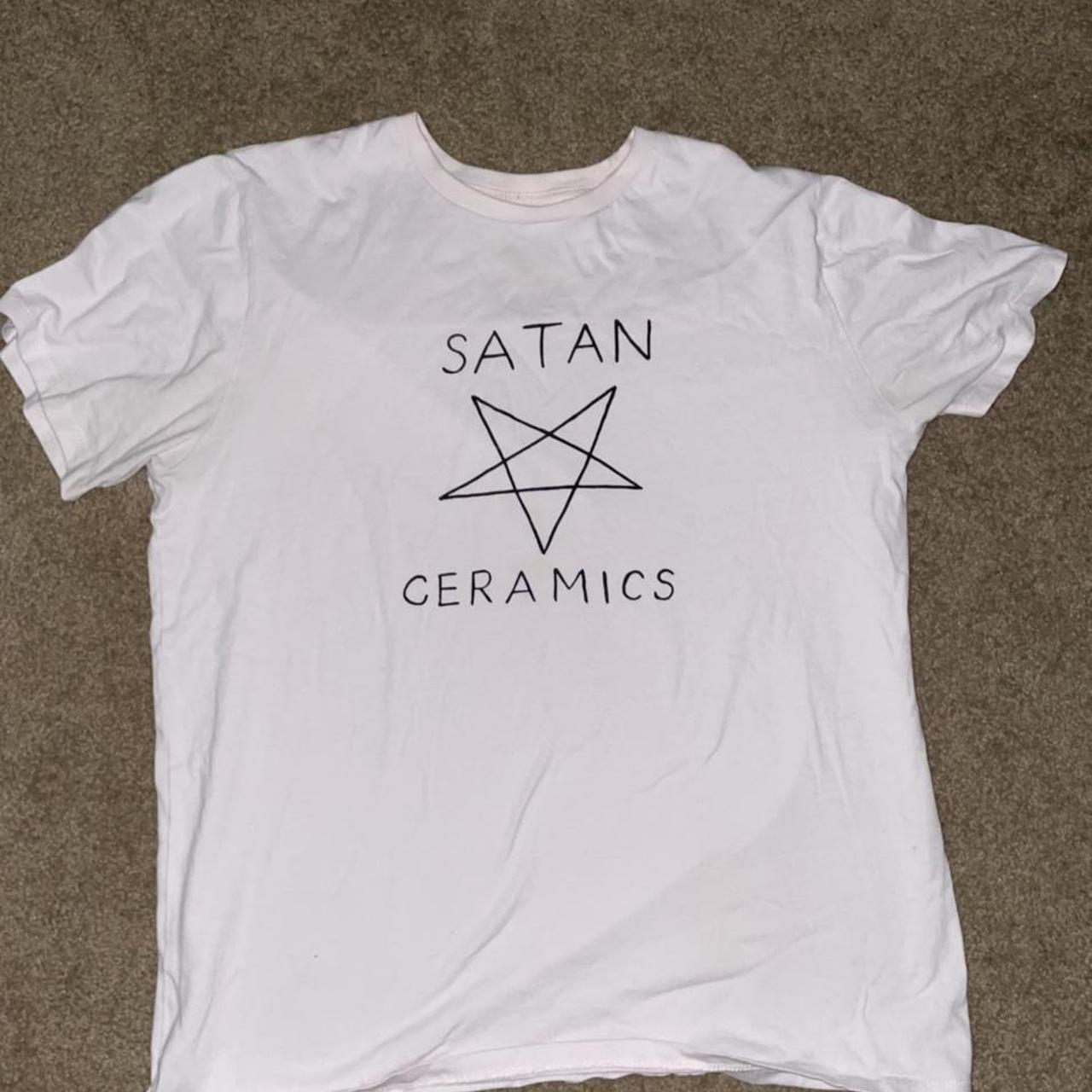 【関税込み】Tom Sachs Satan Ceramics T シャツ Satan Ceramics Tee (Light Pink) – Tom Sachs Store