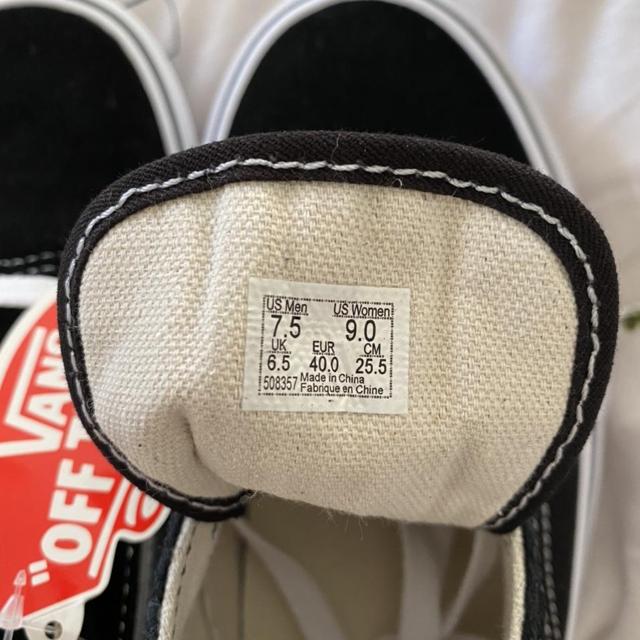 tag size vans slip on original