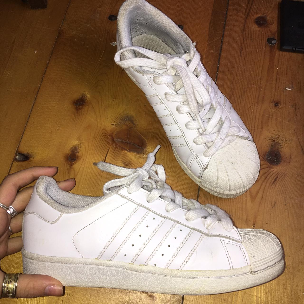 white adidas womens