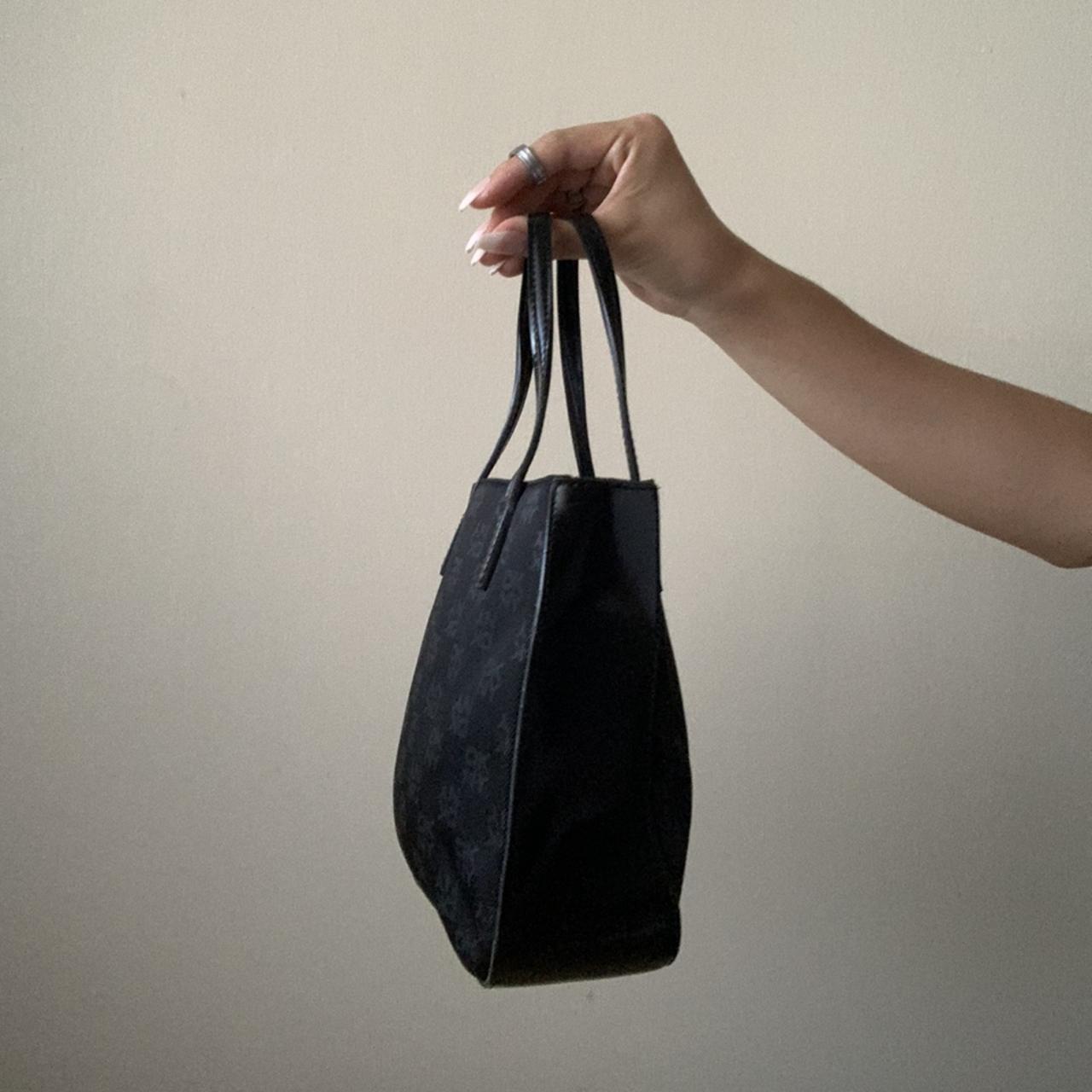 DKNY Women's Black and Grey Bag (3)