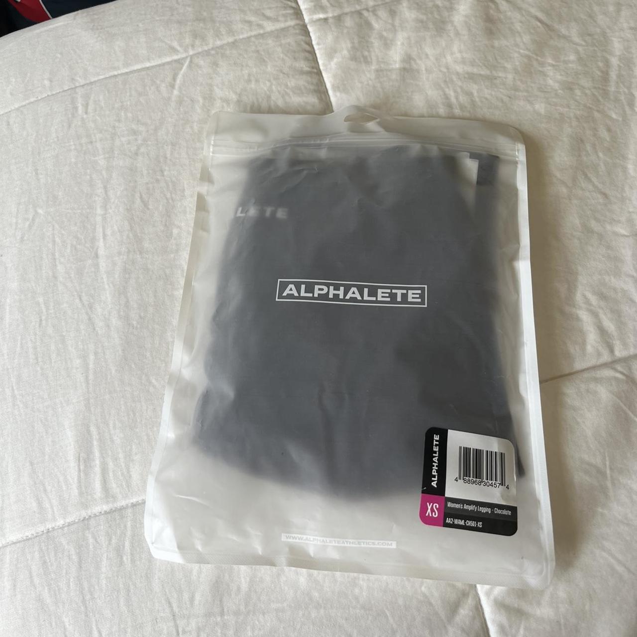 Alphalete leggings in chocolate size xs worn but... Depop