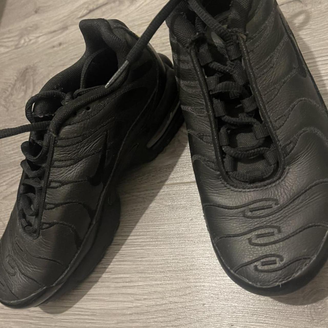 Black nike tns size 4, brought a couple years ago... - Depop
