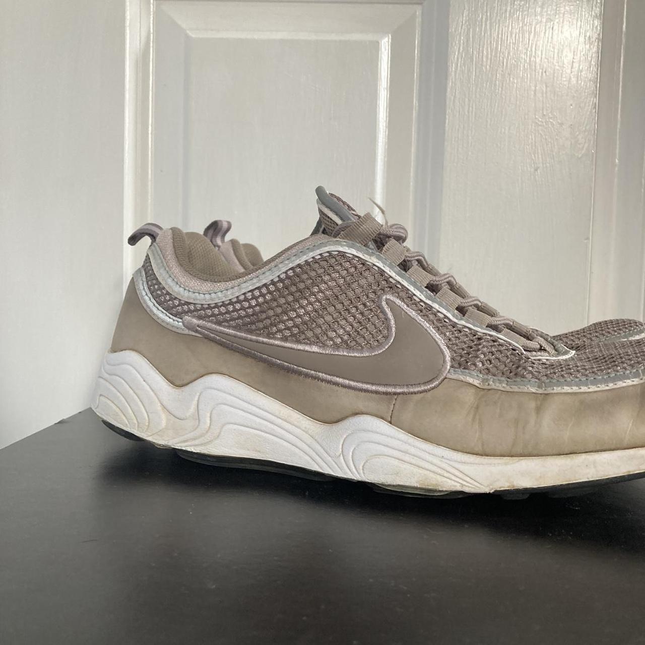 mens cream nike trainers