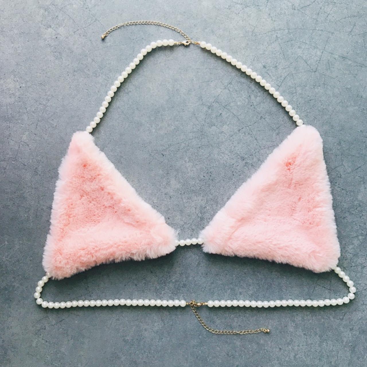 Fluffy pink bra with pearls Brand new never worn - Depop