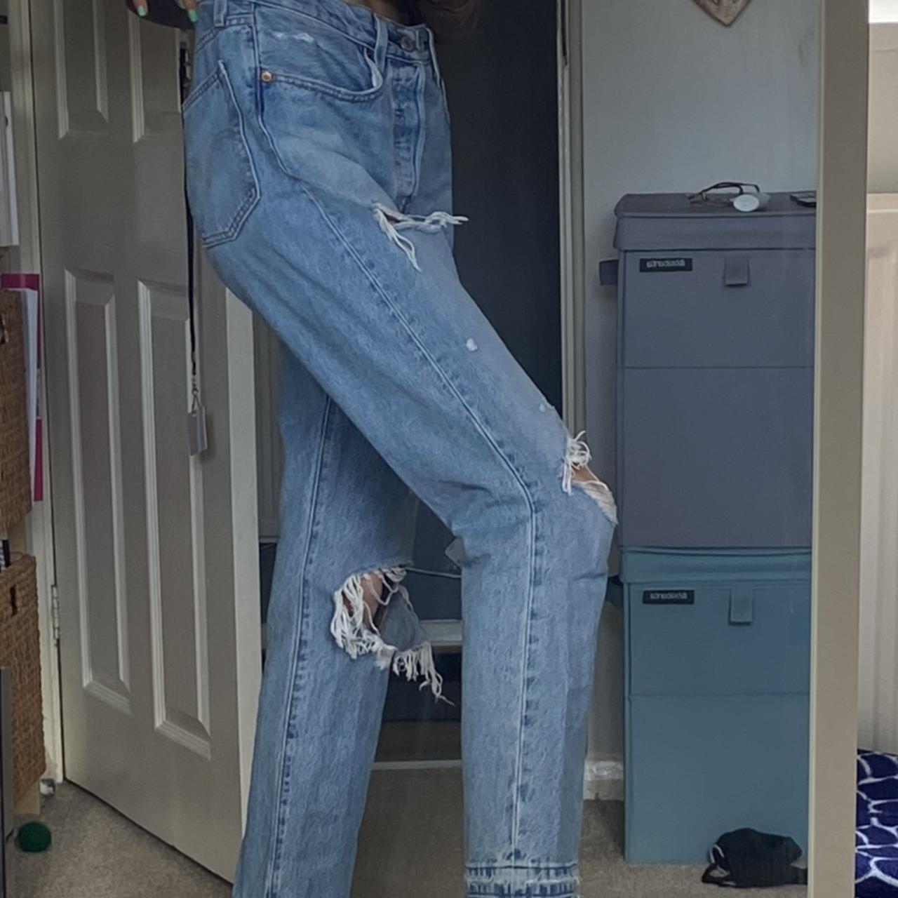Levis Ripped jeans message for... - Depop