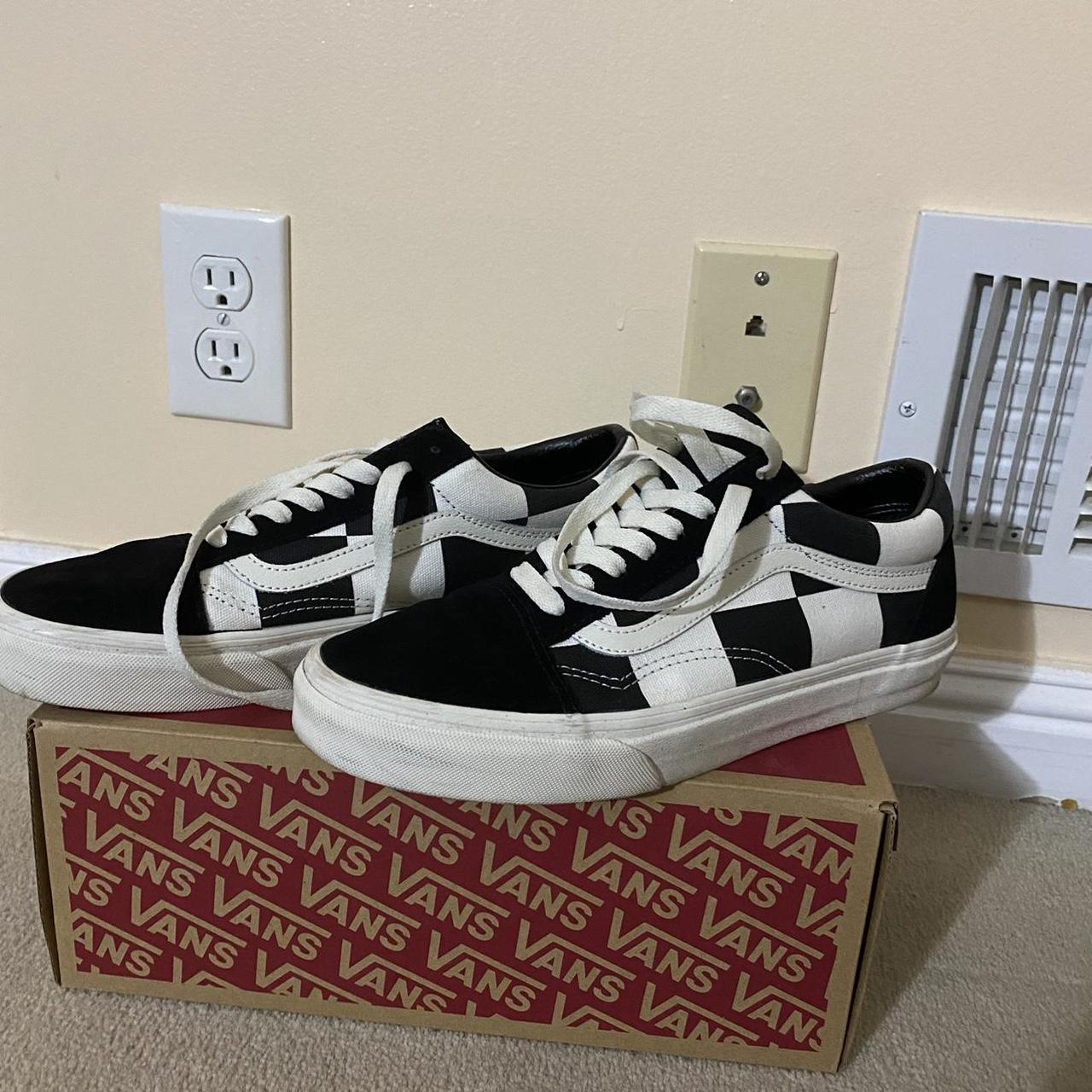 Mens checkerboard outlet old skool vans