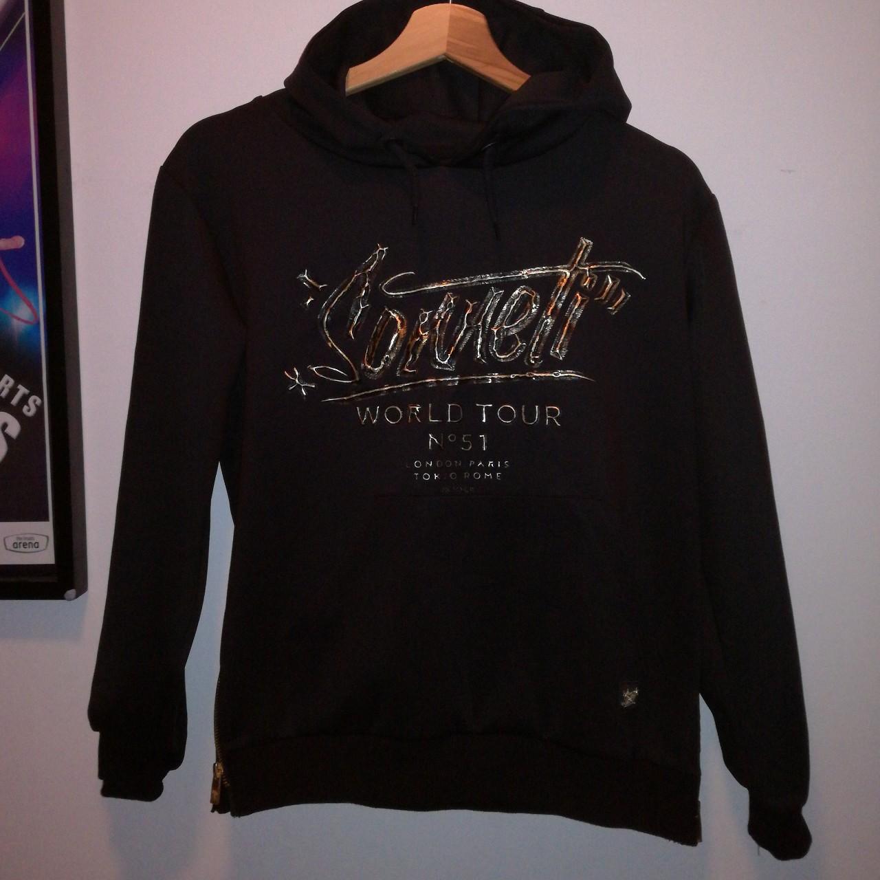 Sonneti world hotsell tour hoodie