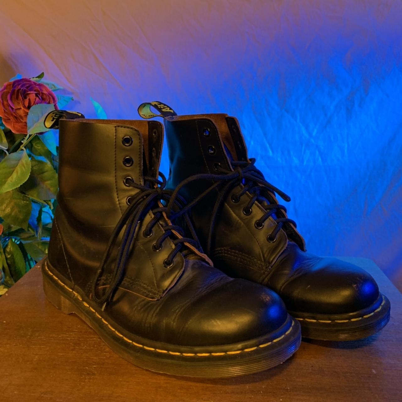 Dr. Martens Men's Boots Depop