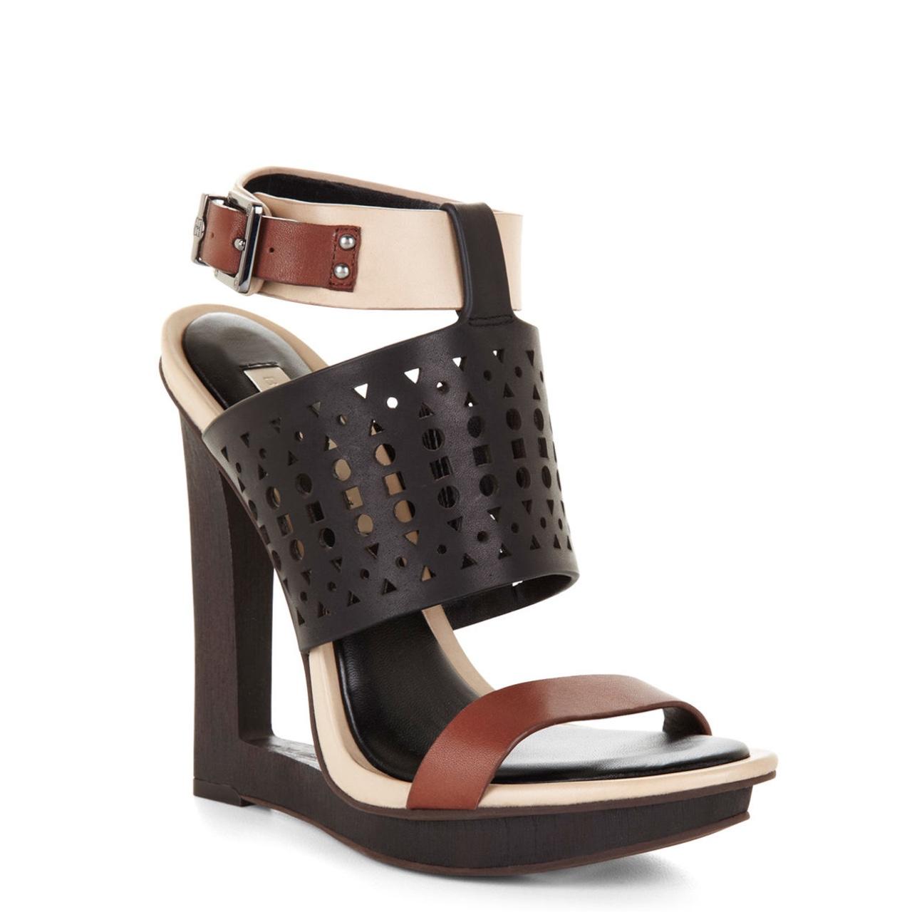 bcbg wedge sandals