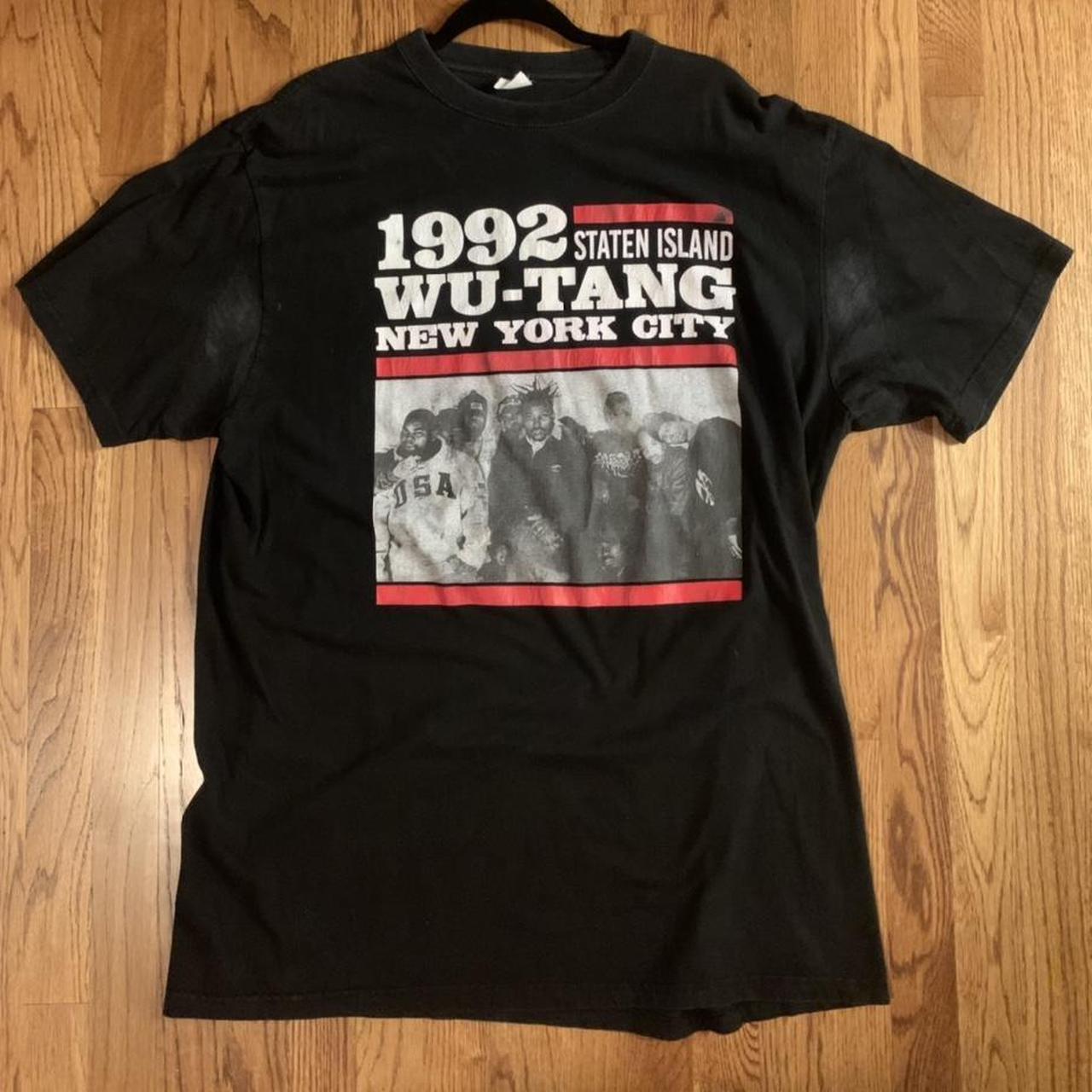  Vintage Staten Island New York T-Shirt : Clothing