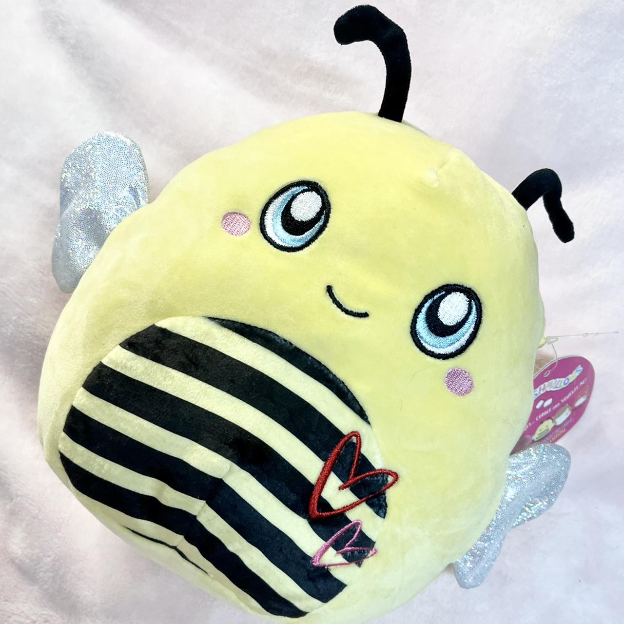 valentines day bee squishmallow