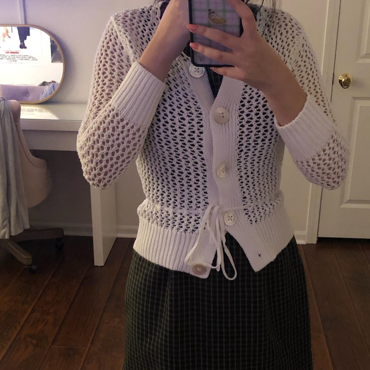 white knit cardigan☁️☁️ so cute and vintage looking... - Depop