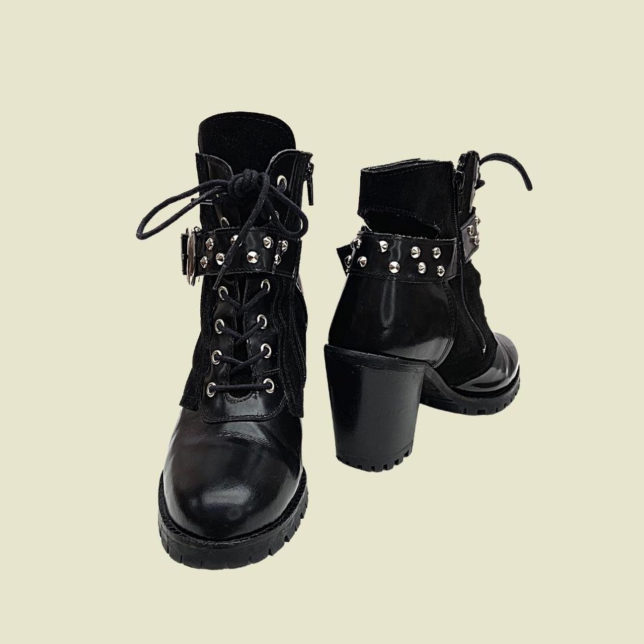 River Island Women's Black Boots Depop