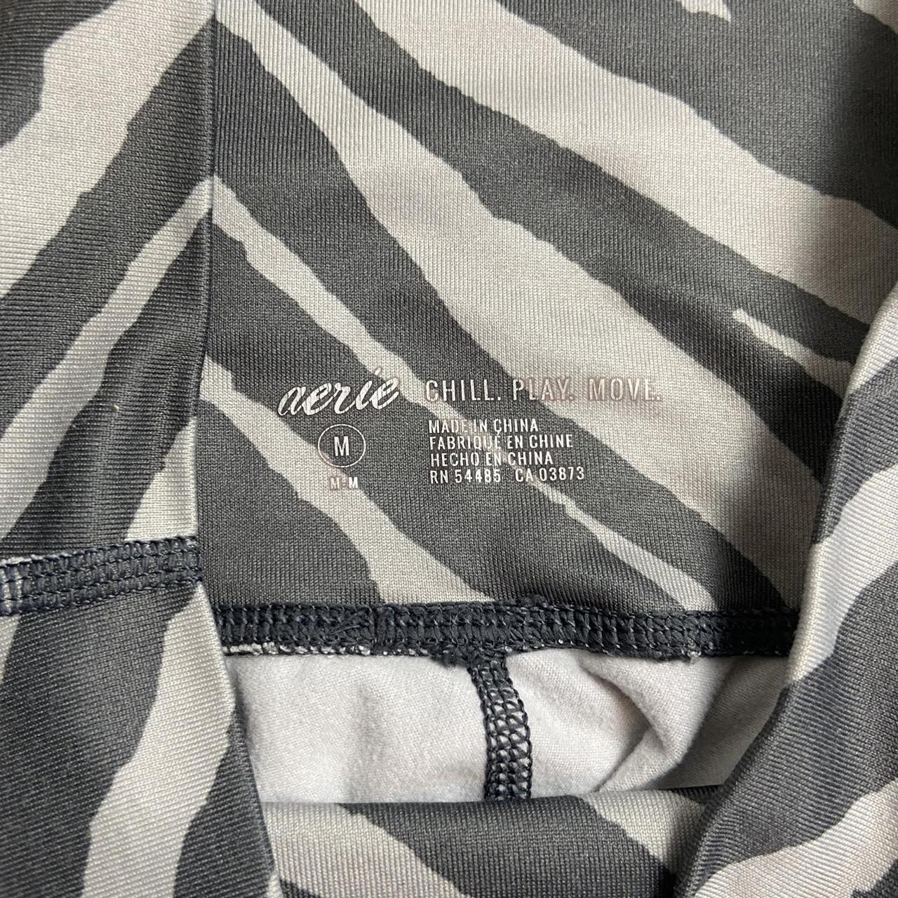 Aerie gray ombré zebra workout leggings! Soft... Depop