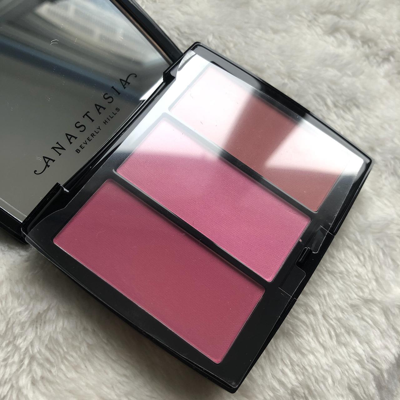 Anastasia Beverly Hills Blush Trio In The... - Depop