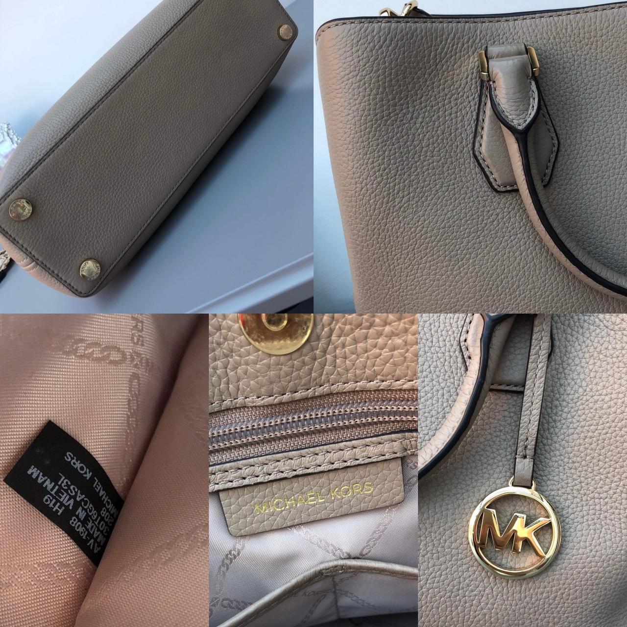 Michael Kors Women's Cream and Tan Bag | Depop