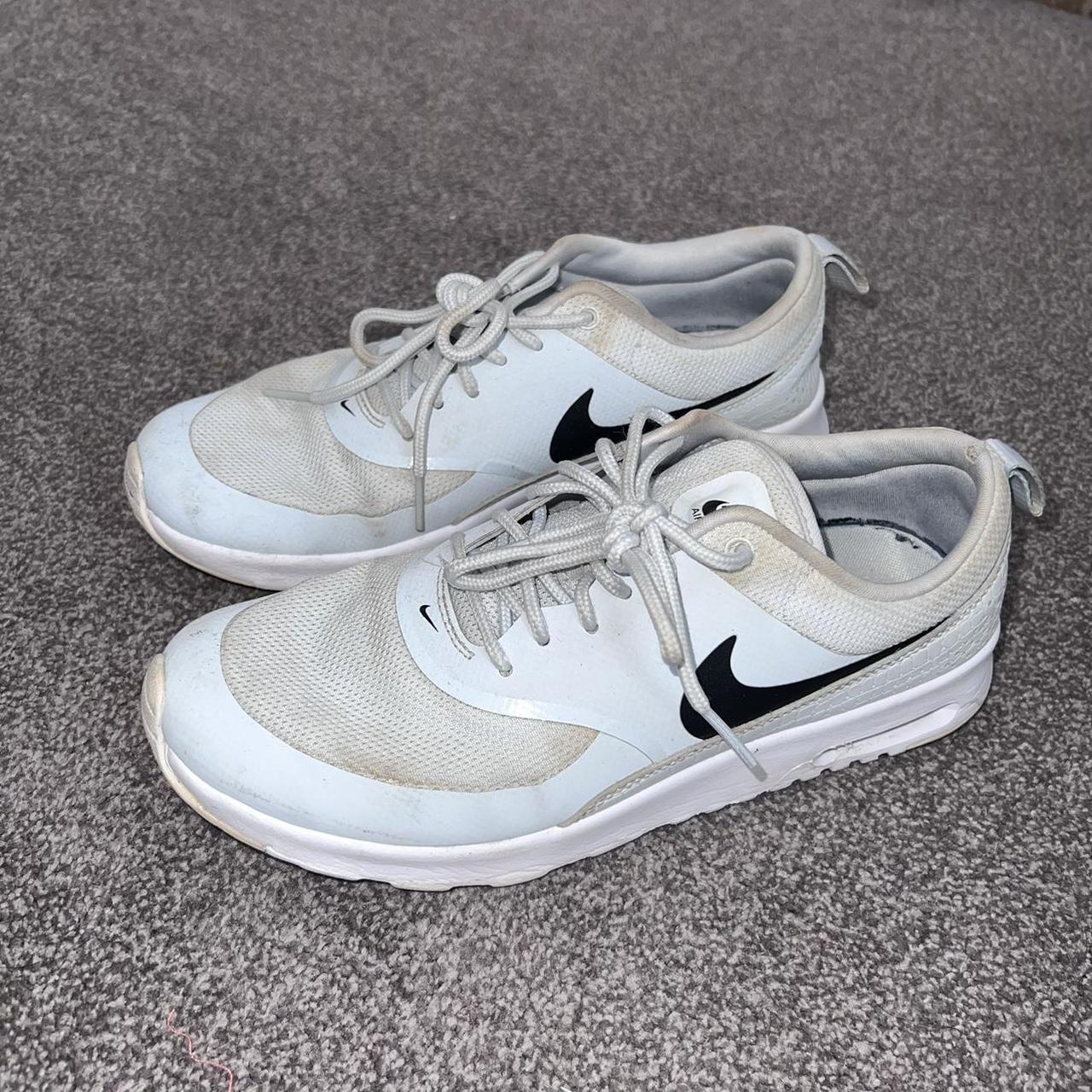 thea trainers nike
