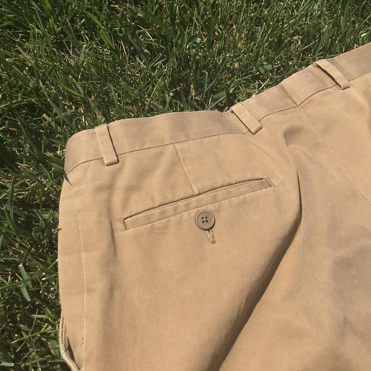 Nice khaki pants! Size 33x30 Super comfortable... Depop