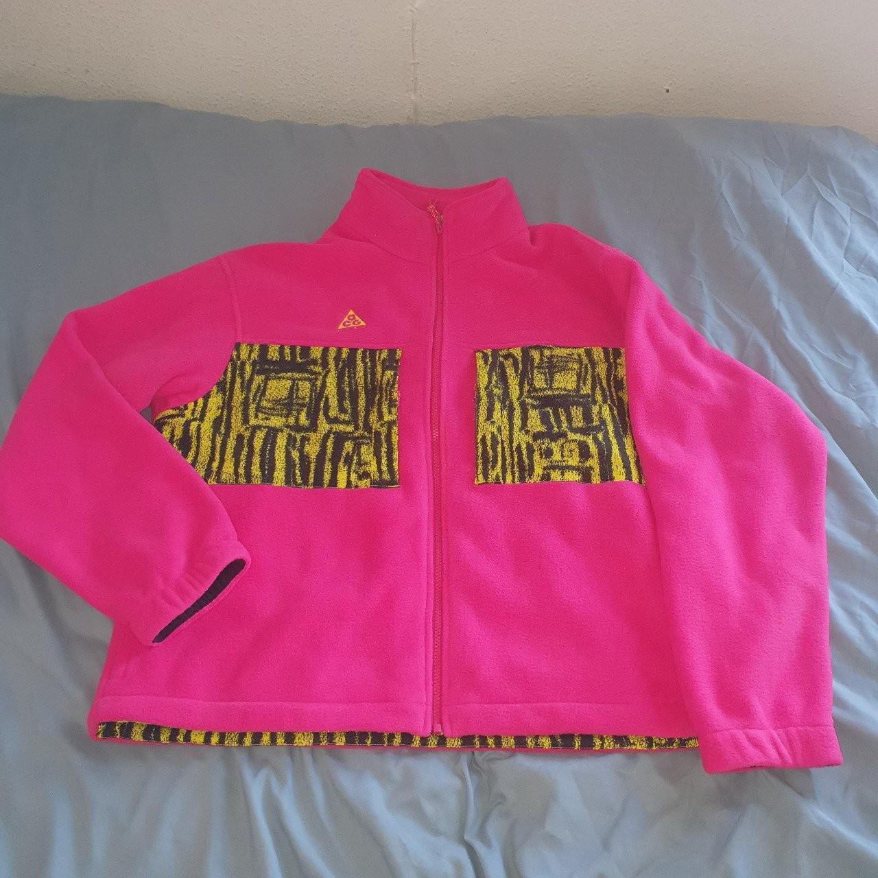 nike pink acg fleece