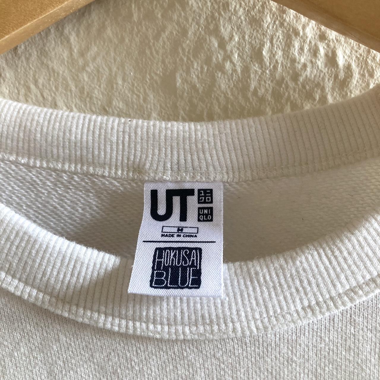 Uniqlo Hokusai the Great Waves white cotton... - Depop