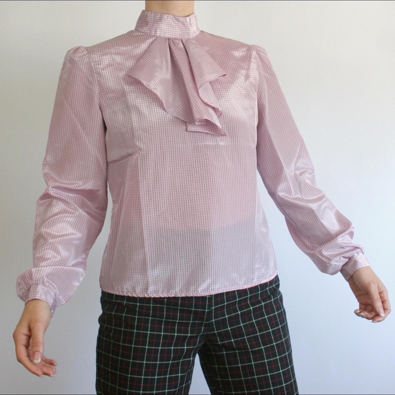 Stunning vintage 70s holographic satin rose colored... - Depop