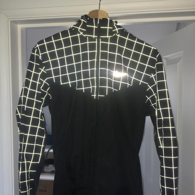 Nike shop grid windbreaker