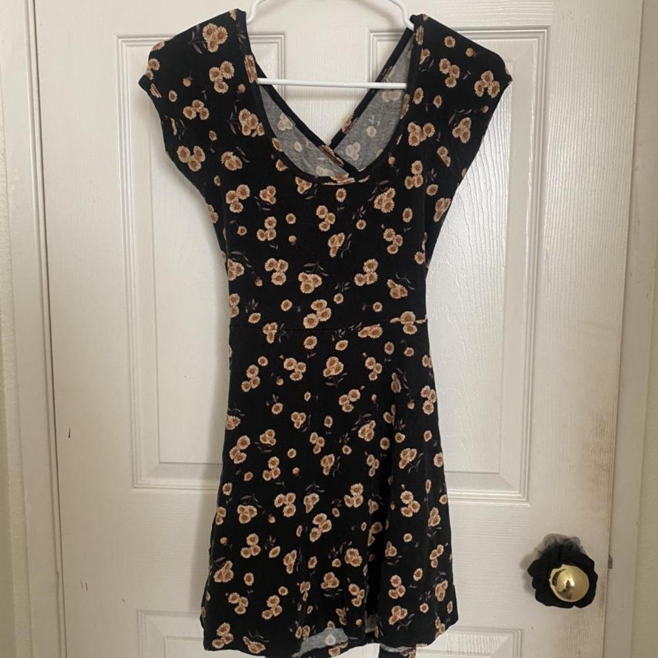 Brandy Melville Women's Black and Yellow Dress Depop
