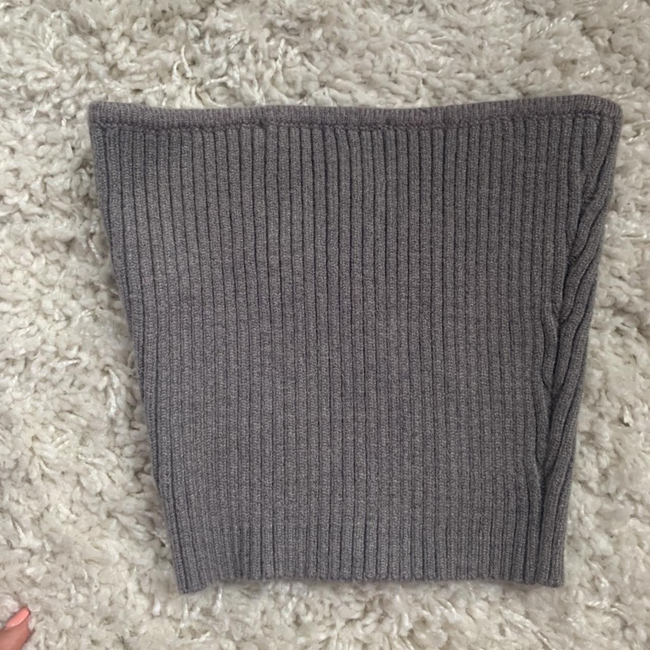 Grey bandeau Zara crop top. A bit big on me that’s... - Depop