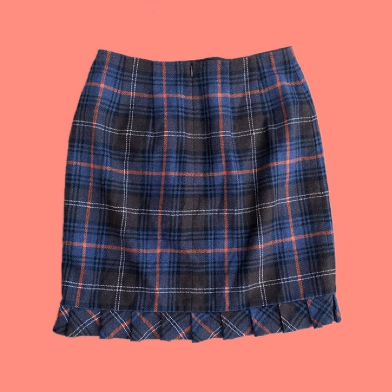 👾plaid tweed skirt👾 this adorable skirt gives me... - Depop